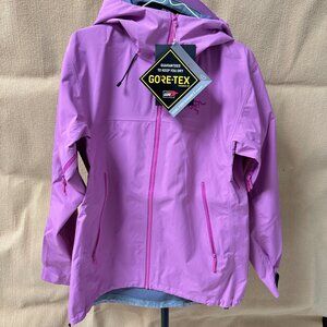 Arcteryx Beta Series Beta LT Hooded Hardshell Jacket, Size L